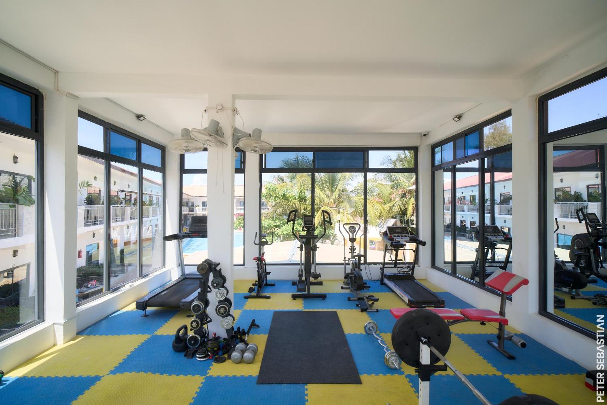 Hotel Canary & 4*